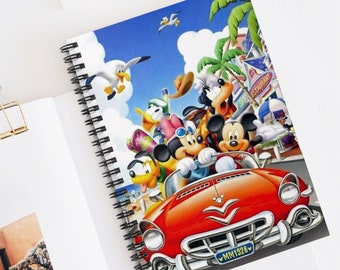 Mickey Mouse y sus amigos en vacaciones en la playa Cuaderno Espiral - Trazo Rayado.