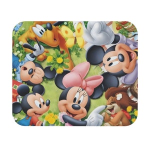 Disney Mickey Mouse, Minnie Mouse, Pluto, nephews and dog Mouse Pad (Rectangle)