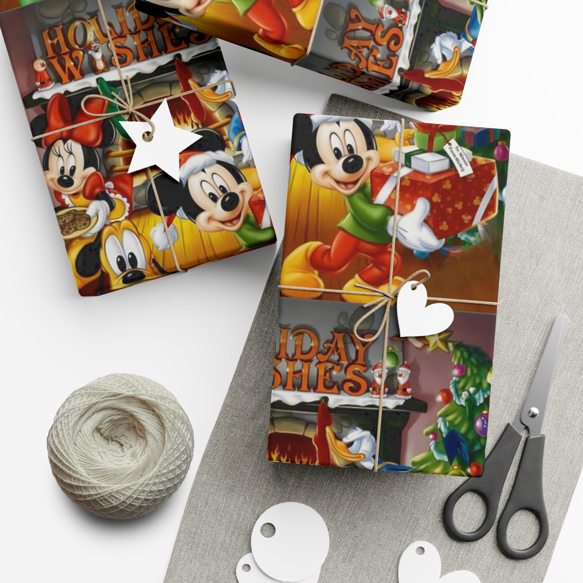 Wrapping paper, Disney Christmas gift wrap paper, Minnie Mouse, Donald
