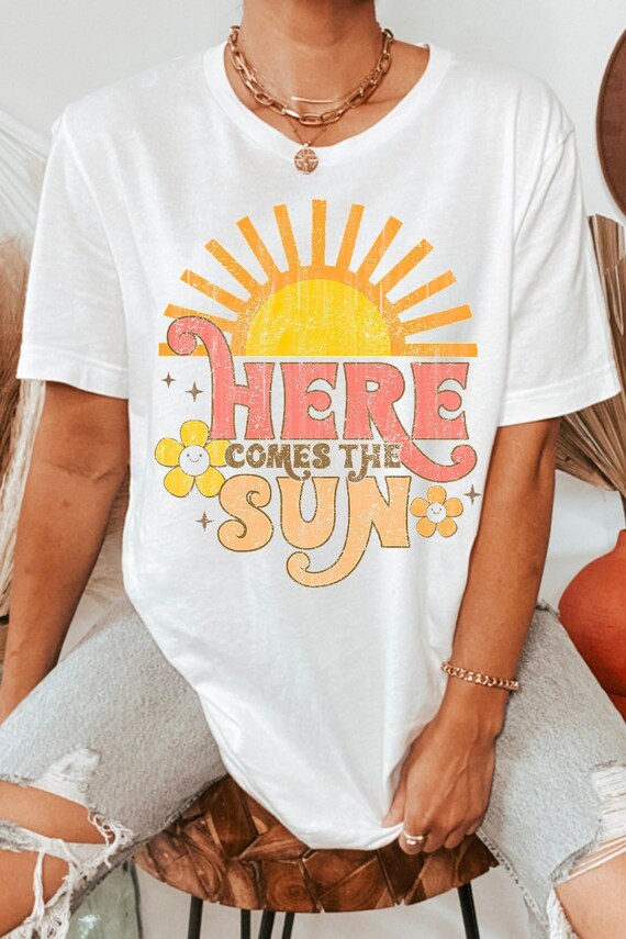 Buy Here Comes the Sun Graphic Tee Unisex Fit Online in India - Etsy