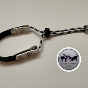 E-Collar Wristlet