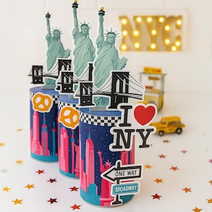 New York City Festgåvor – Pringles Can NYC-dekor med Frihetsgudinnan och Brooklyn Bridge-dekorationer – Urbant tema Snacksgodis
