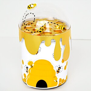 Cadeaux baby shower Pringles en nid d&#39;abeille – Gâteries « De la maman aux abeilles » – Cadeau de fête bébé abeille, décoration de collation en nid d&#39;abeille
