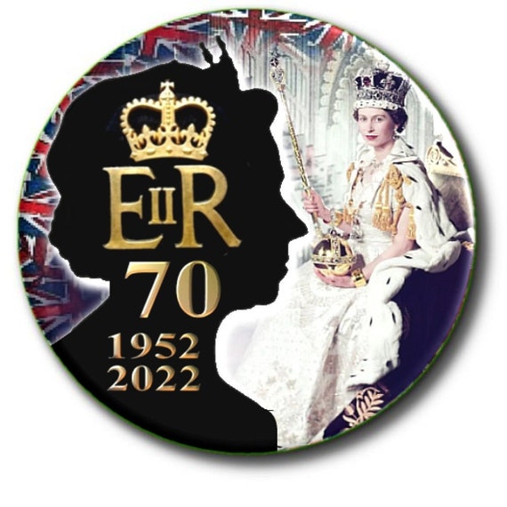 Queen Elizabeth II Platinum Jubilee Souvenir Button Badge | Etsy