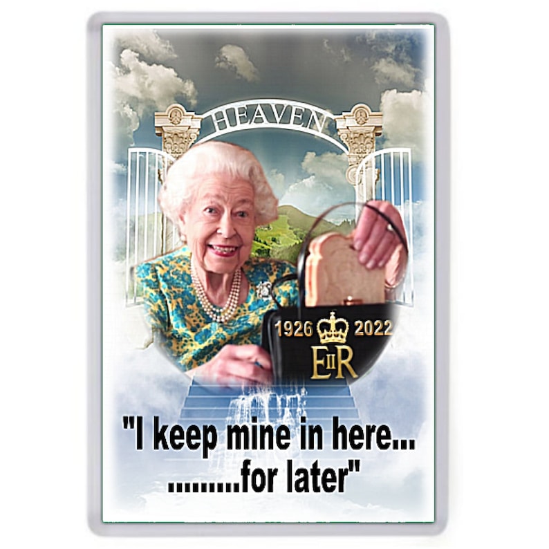 Queen Elizabeth II Commemorative Paddington Marmalade Sandwich Fridge Souvenir 55 Mm X 35