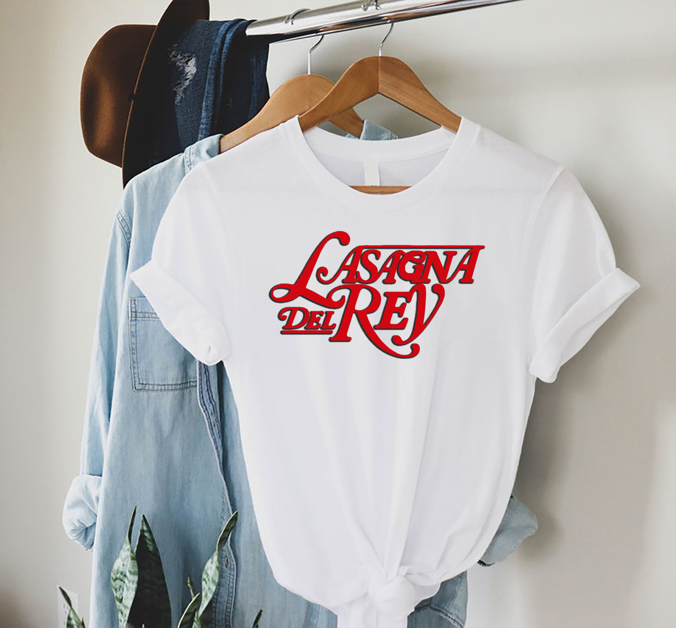 Discover Lasagna Del Rey T-Shirt
