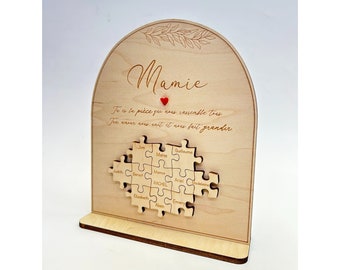 FAMILY puzzle poster for MOTHER'S DAY | Gift for MOM, grandma, grandmother | Laser engraved decoration with family members