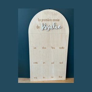 Póster de fotos de bebé de madera ~ Título personalizado ~ 12 fotos 4x6 ~ Arco de recuerdo del primer cumpleaños