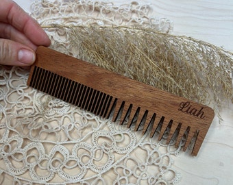 Personalized wooden acupressure comb - childbirth & pain management - souvenir engraving