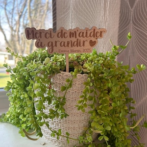 Personalized wooden planter for EDUCATORS and TEACHERS - Thank you gift for teacher