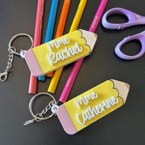 Personalized Acrylic Keychain for EDUCATORS and TEACHERS - Thank You Gift for Teacher