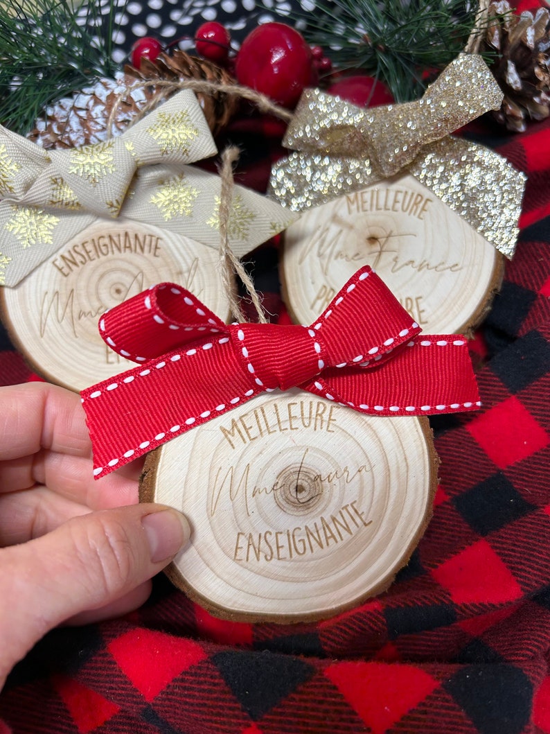 Gift ornament for TEACHER, Professor or EDUCATOR Laser engraved log PERSONALIZED image 2