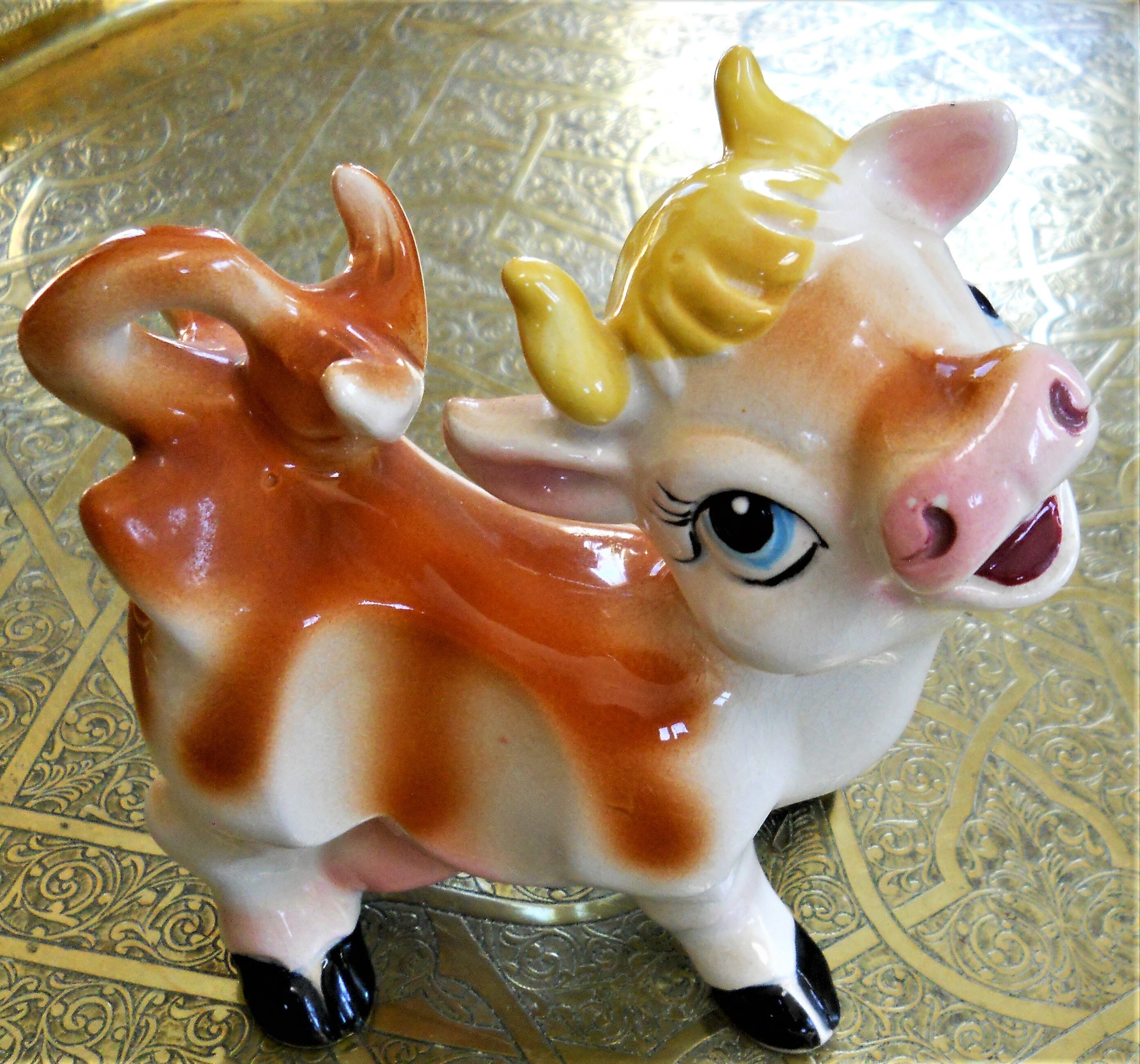 RARE 1950's Hand Painted Tilso Betsy the Cow Figurine / Condiment