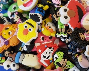 baby shark croc jibbitz