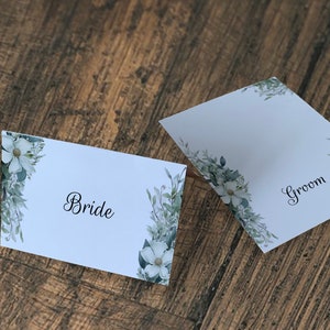 Magnolia Floral Place Card - BT121 (Weddings & Dinner Parties)
