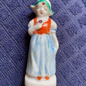 Vintage Porcelain Hand Painted Occupied Japan, 1940s, Dutch Girl Figurine. Miniature. 3 inches tall