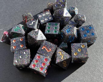 Juego de dados holográficos para juegos de rol hechos a mano, dados D&D
