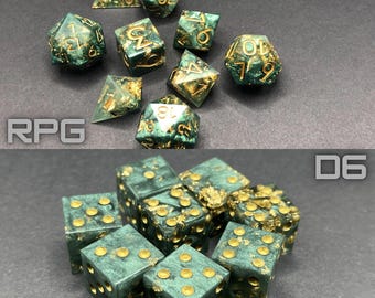 Dados de escamas verdes y doradas - RPG, D6