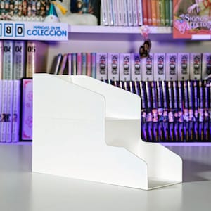 Compact Manga Display Stand – Double-Row Organizer, Collectible Bookcase
