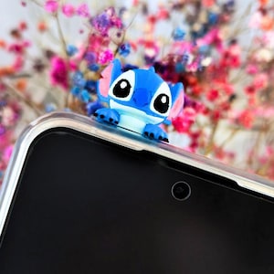 Adorable Blue Alien Figurine: Versatile Decor for Phone, Laptop, Bookshelf, or Photo Frame
