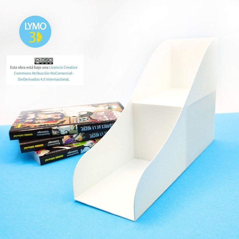 STL file Sleeve/comic book holder to keep your comic book and manga collections organized imagen 2