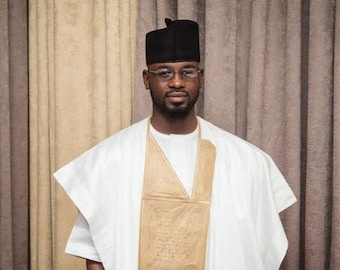 Blanco en Beige Agbada Manga corta, Traje de boda africano, Traje de novios, Traje de boda de novios, Traje Dashiki, Ropa de hombre africano, Hombres Agbada
