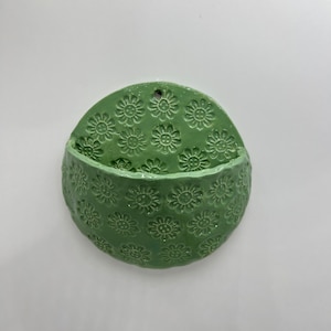 Custom Color Option, Embossed Round Wall Pocket, Handmade Wall Art, Ceramic Wall Planter, Wall Vase, Ceramic Vessel, Housewarming Gift