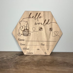 Cartel de anuncio de nacimiento inspirado en Winnie the Pooh, Accesorio para foto de recién nacido, Accesorio para foto de hospital para recién nacidos, Cartel de apoyo para foto de Hello World