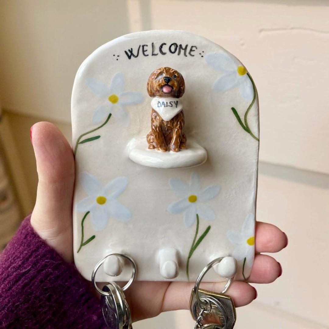 Personalized Key Holder with Custom Pet figurine Entryway Decor, Housewarming gift, House warming, Custom dog gift, cute home gift