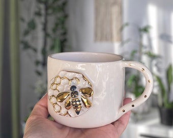 Golden Bee Mug Handmade - Customizable Handmade Ceramic - Tea - Coffee Cup (Latte Macchiato, Americano, Double Espresso) Personalized Gift