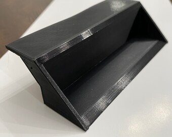 Utility/Counter Top Scraper with Integrated Collection Tray