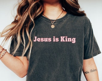 Jesus ist König Shirt Glaube basiertes Shirt Jesus ist König Jesus Kleid Jesus Shirt Christliches Merch Christliche Kleidung Yeshua Shirt Katholisches Shirt