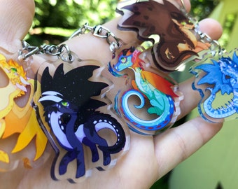 運命のドラゴネット キーチェーン (2～2.5 インチ アクリルチャーム、炎の翼)