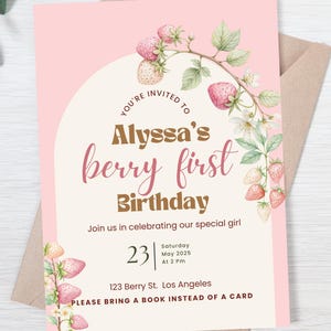 Beere Erste Geburtstagseinladung | Süße Erdbeere Baby Rosa Minimalist Mädchen 1. Geburtstag Vorlage | Bearbeitbares Aquarell Party einladen