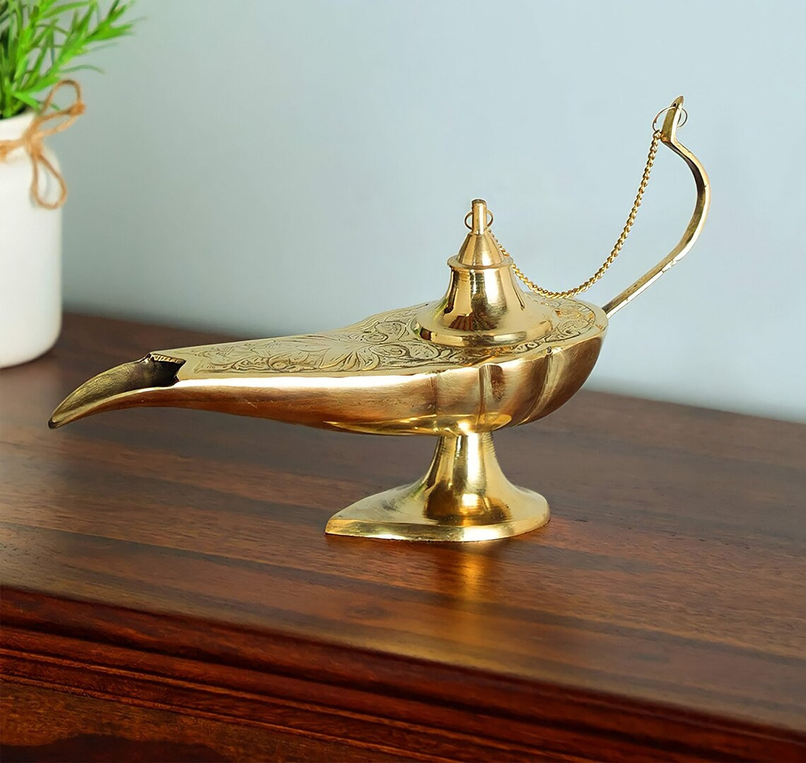 Antique Hand Crafted Pure Brass Alladin Chirag Lamp, Alladin Lamp, Brass Oil Lamp, Alladins Lamp, Genie Lamp, Room Decoration, Indian Decor