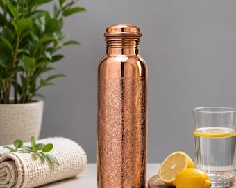 Botella de agua de cobre repujado hecha a mano, recipiente de cobre puro para bebidas, botella de agua ayurvédica, botella de cobre grabada, regalo de bienestar
