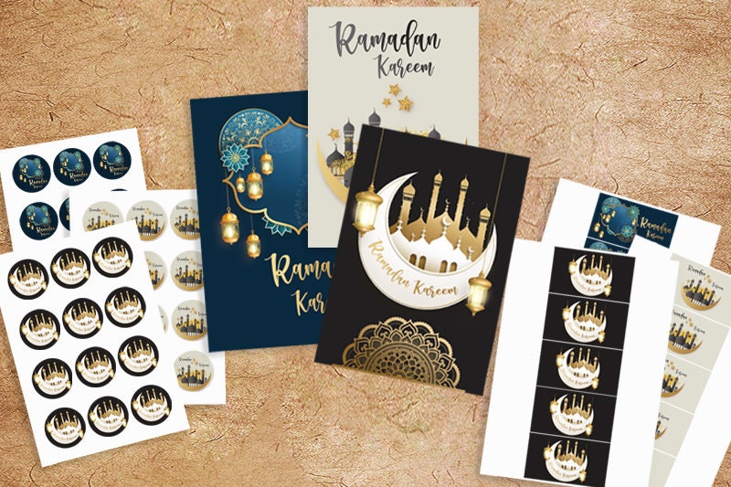 Ramadan Kareem - Pack Personnalisable 3 Modèles | 1 Poster, 10 Cartes de Voeux, Des Autocollants et