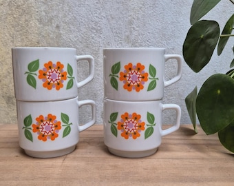 Jaren 70 Sebring Italy porseleinen Flower Power deco stapelbare koffiemok.
