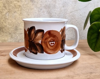 Arabia Finland Rosmarin Large Tea - Cocoa - Beer Mug and Saucer by Ulla Procope.