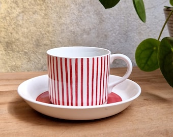 Rörstrand Sweden Kadett DM Kaffee/Tee Tasse und Untertasse Design von Hertha Bengtsson.