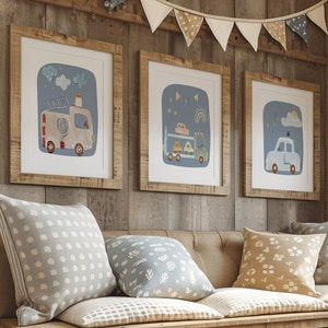 Stampe per bambini con quadrati blu, set di 3 stampe con mezzi di trasporto, camion dei pompieri, bisarca, macchina della polizia, regalo per neonato, cameretta per bambini piccoli, sala giochi