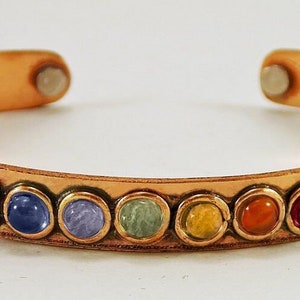 Koppar 7 Chakra Kristallarmband Justerbar Magnetisk Manschett Reiki Healing Ädelsten Herr Kvinnor