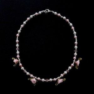 handmade, pearls, pink and white glass beads rose coquette necklace