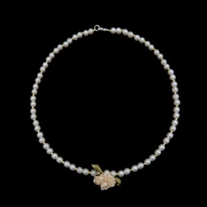 handmade, pearls, pink and white glass beads coquette preppy necklace