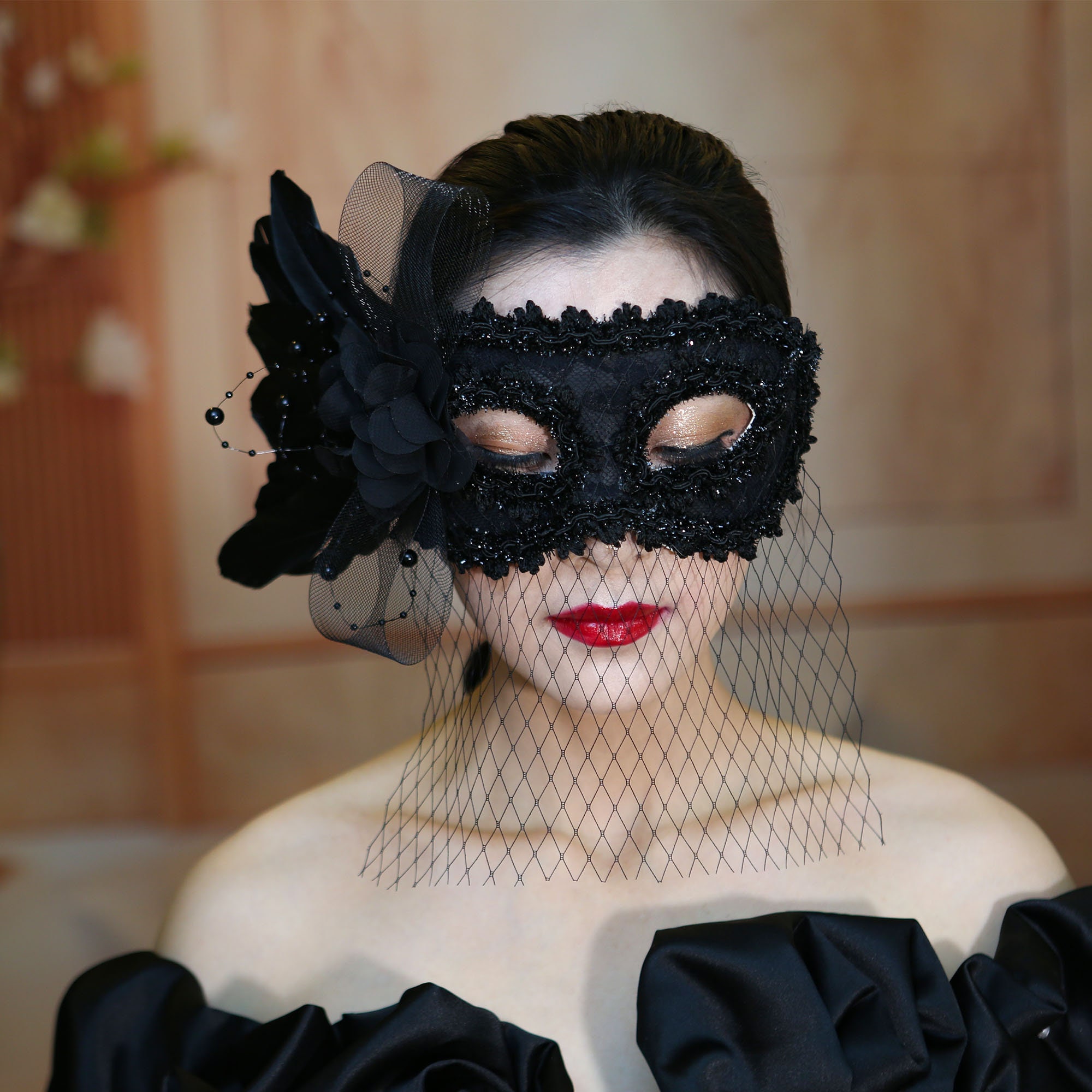 Masque de fête dhalloween en plumes noires, masque de fête de carnaval  esthétique, masque de voile en maille de dentelle, masque pour femmes, sexe  féminin, masque de princesse cygne noir, bal de