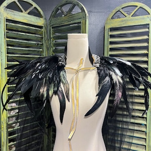 Golden feather collar False collar Stage catwalk Halloween clothing fashion Stage performance, singer performance Carnival Party exaggerated image 6