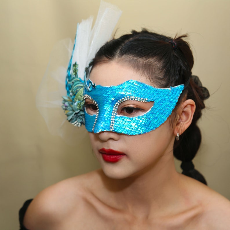 Masque de paon bleu pour fête d'Halloween, décoration latérale à paillettes image 2