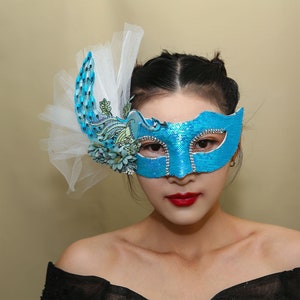 Masque de paon bleu pour fête d'Halloween, décoration latérale à paillettes image 7
