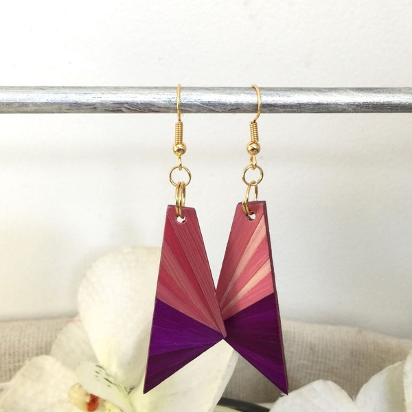 Pink straw marquetry earrings