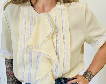 Vintage 1980s Short Sleeve Front Ruffle Blouse